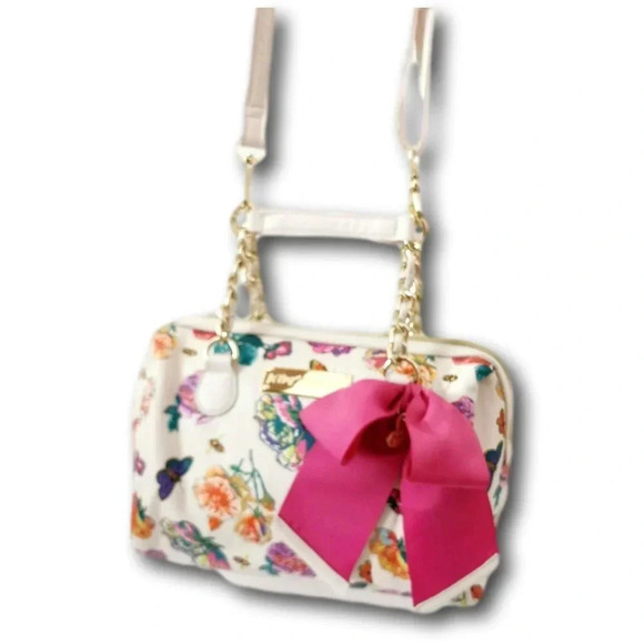 Betseyville Purse Heart Crossbody Black and White Betsey Johnson - Picture 2 of 7